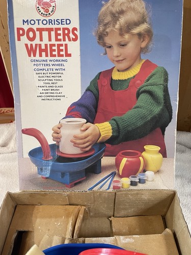 Potters wheel red robin - wheel,